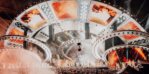 World-class show in Silesia: a powerful dose of New Year’s energy and colour at Sylwester z Dwójką