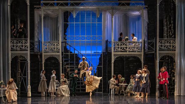 impression X4 XL adds bite to Dracula Ballet