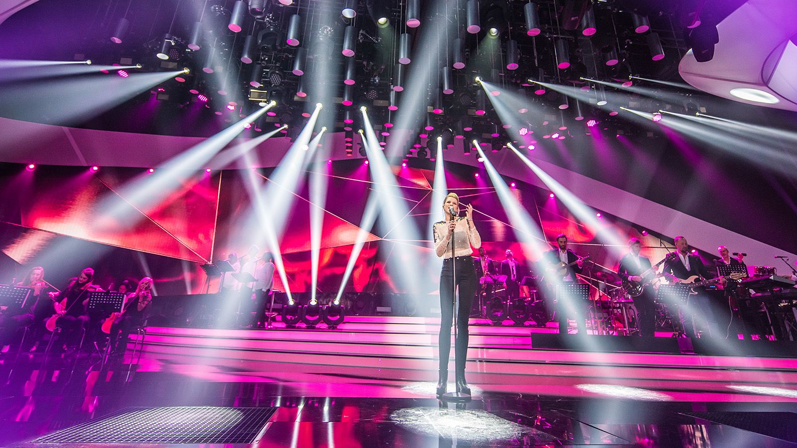 Perfect Light für Perfect Life – „Unser Song 2017“ mit GLP GT-1