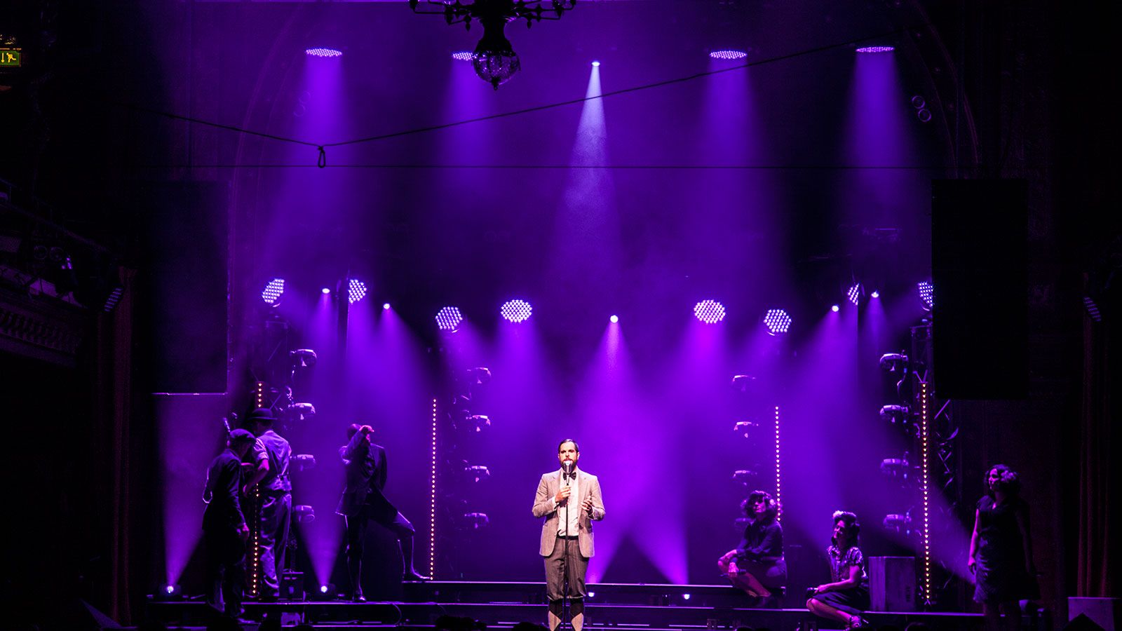 Palle Palmé Lights Motown Revue Exclusively With GLP