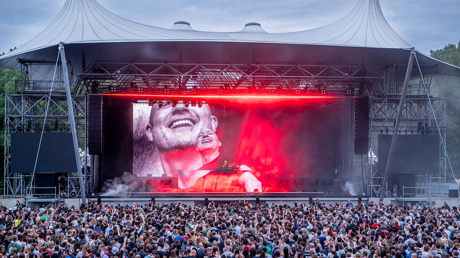 Paul Kalkbrenner makes the Wuhlheide shake – with lighting from GLP