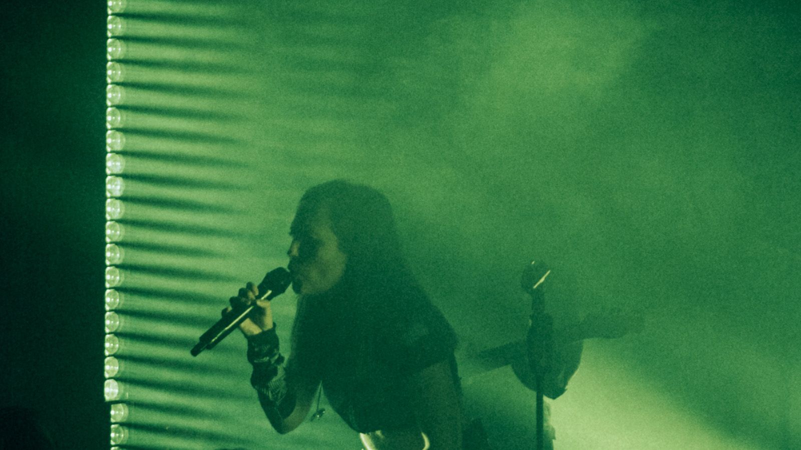 Alice Merton takes GLP impression X4 Bar 20 on S.I.D.E.S. European tour
