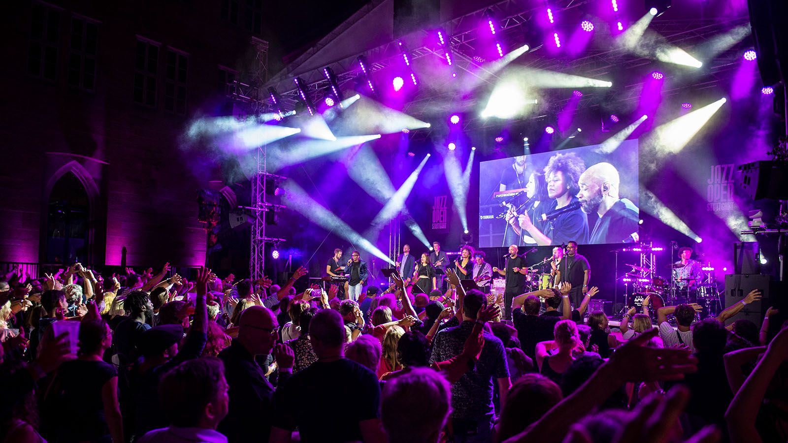 250 GLP moving lights pave the way for international star performances at jazzopen Stuttgart