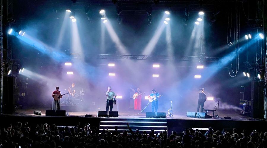 GLP JDC2 IP flashen Techniker, Designer und Publikum beim Haldern Pop Festival