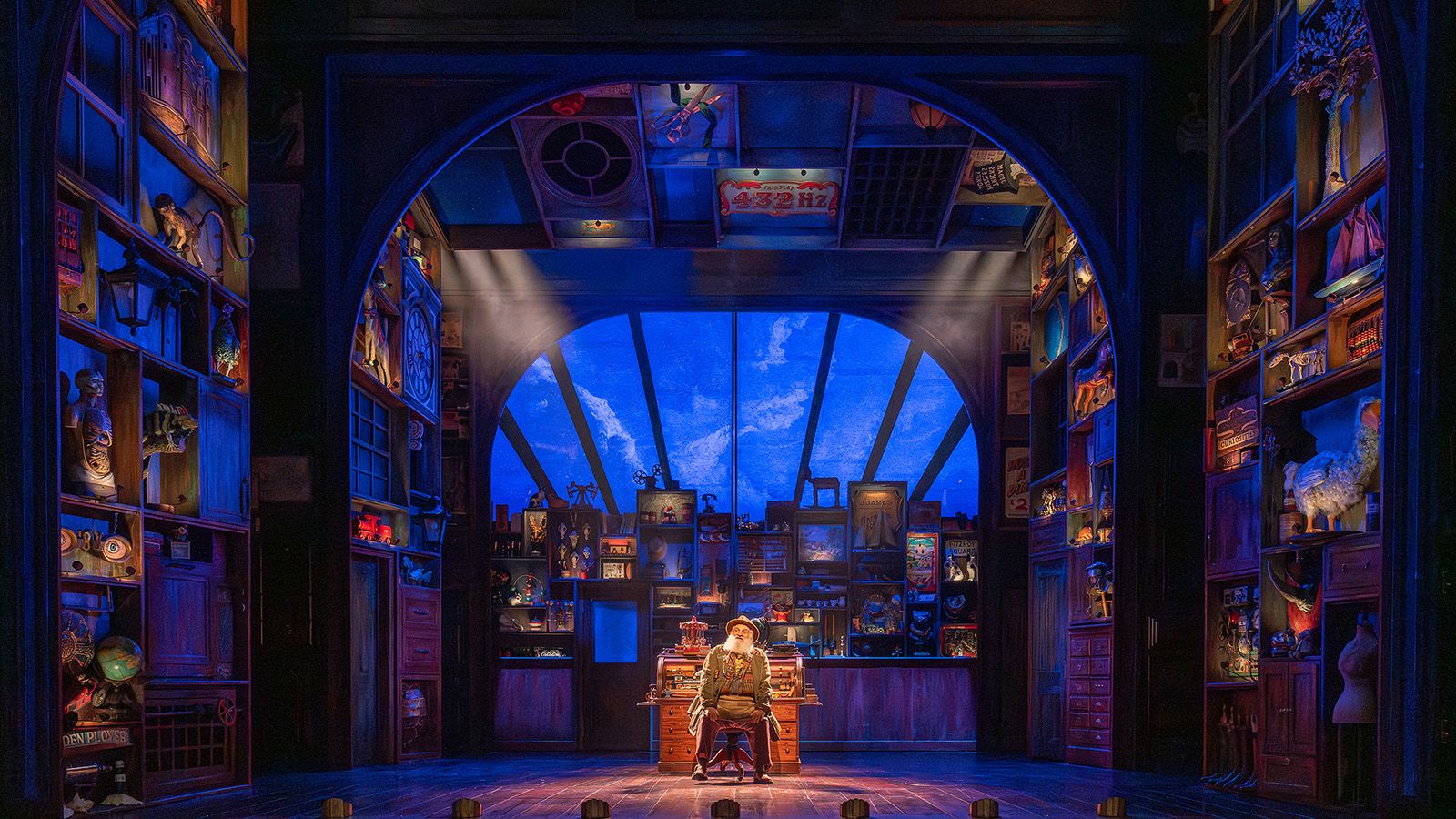 GLP X5 Dot receives world premiere on Paddington The Musical