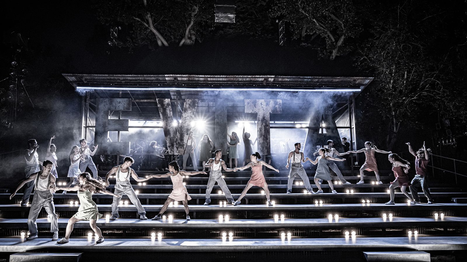 X4 Bars 20 lead the way in contemporary outdoor production of Evita