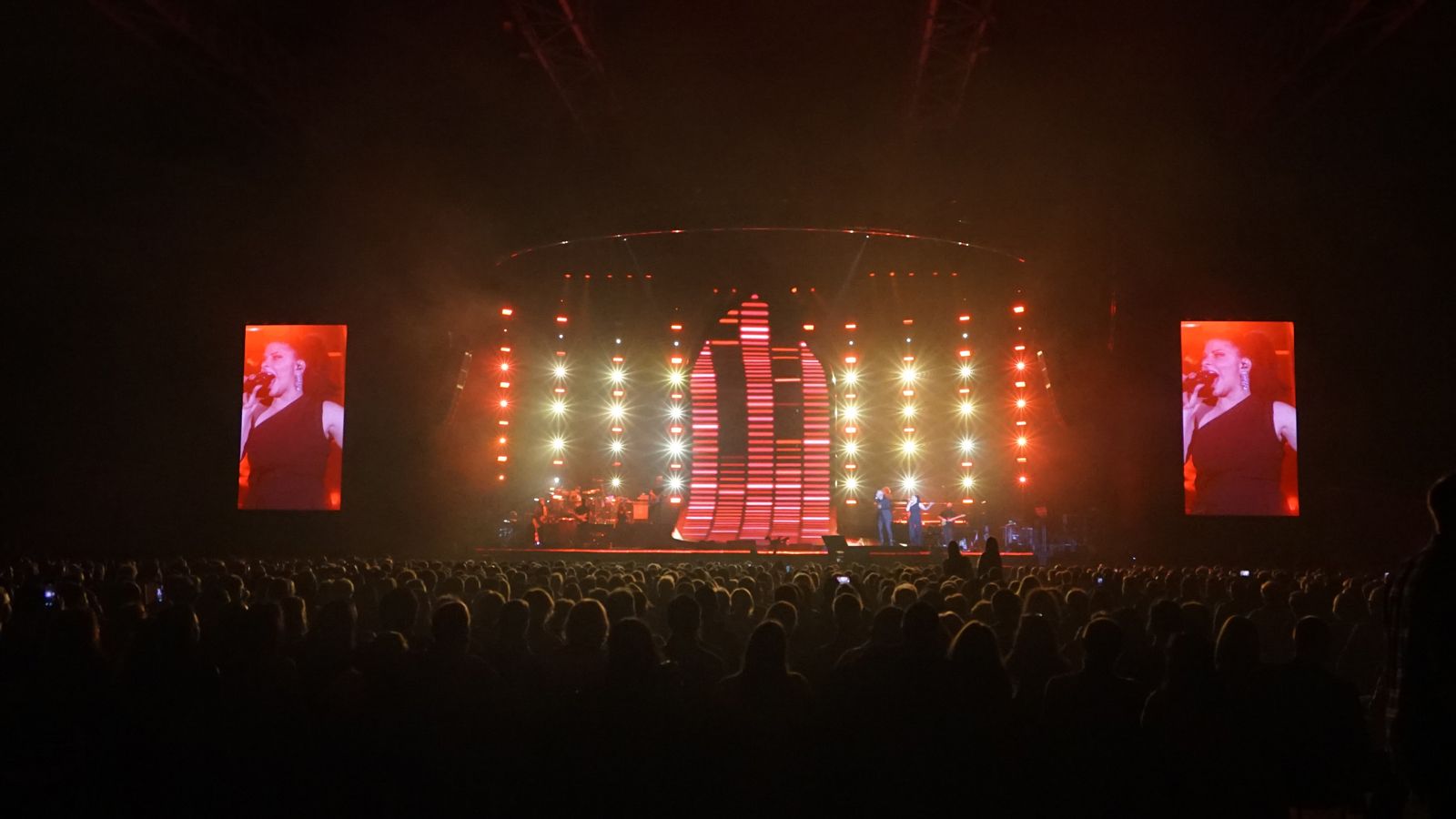 JDC1 and impression X4 Bar 20 out on Ramazzotti's “Vita ce n'è World Tour”