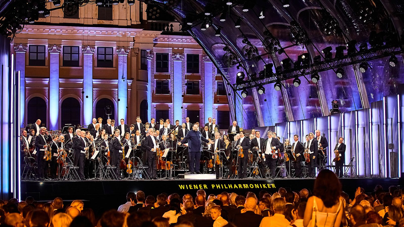 impression X5 provides perfect summer night setting for the Vienna Philharmonic
