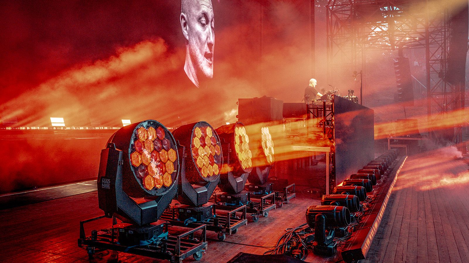 Paul Kalkbrenner makes the Wuhlheide shake – with lighting from GLP