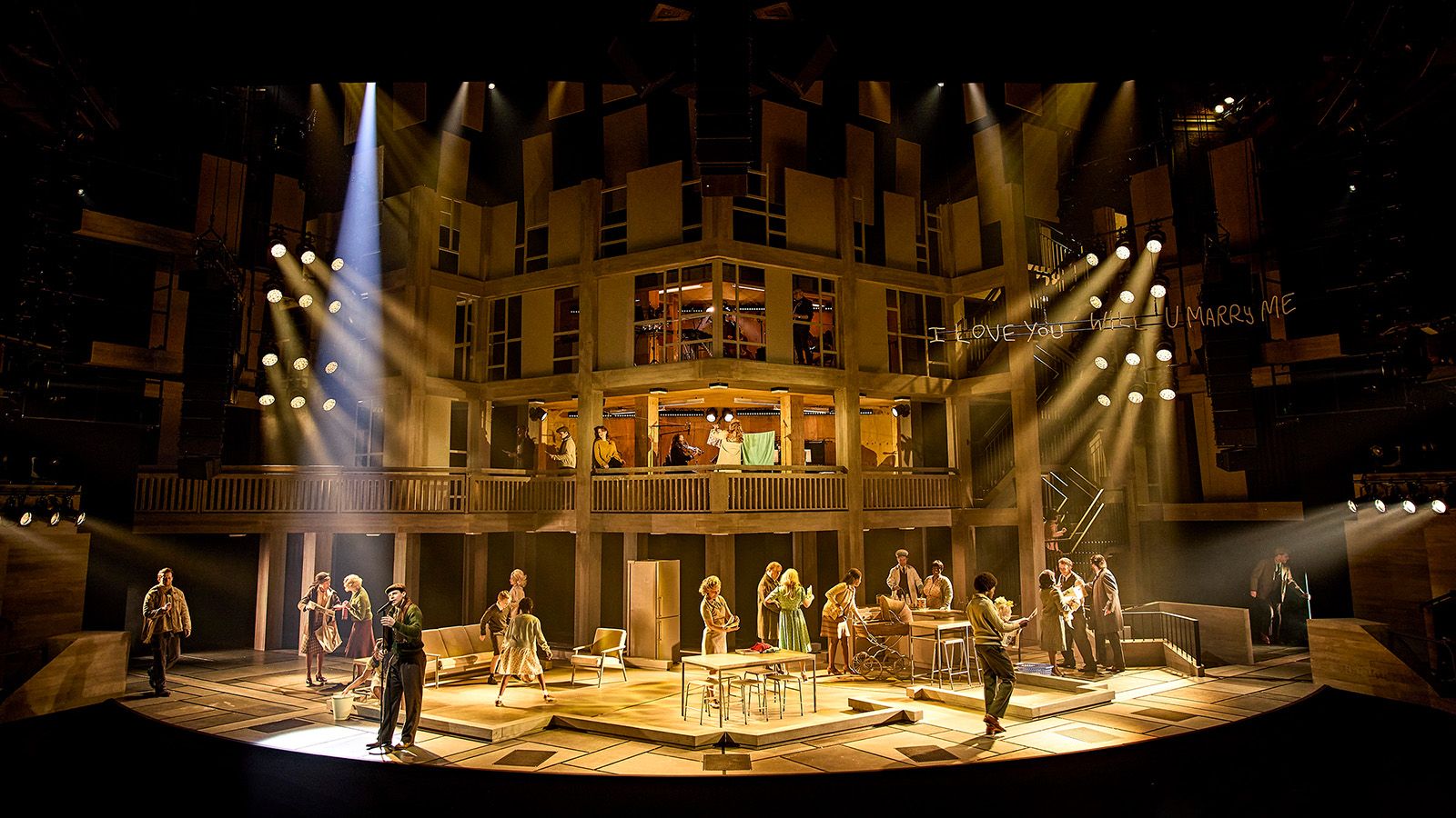 Vom Bridge Theatre ins West End: GLPs impression X5 Wash auf Erfolgskurs mit Sparks
