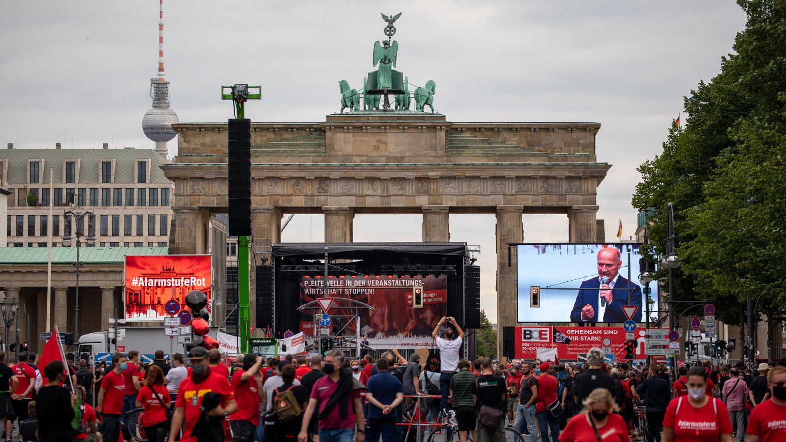 GLP waves the flag at german Red Alert March