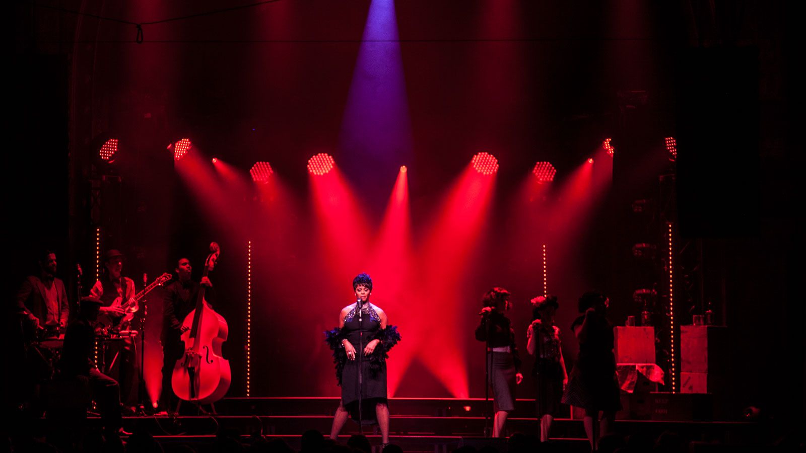 Palle Palmé Lights Motown Revue Exclusively With GLP