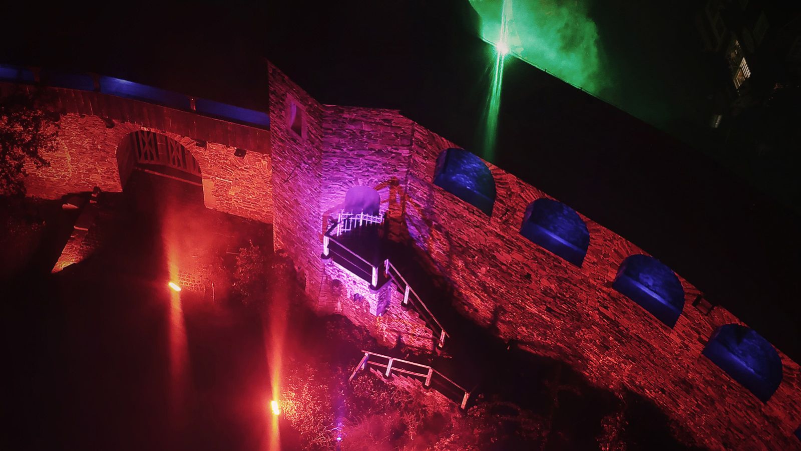 Schloss Burg in neuem Licht mit GLP
