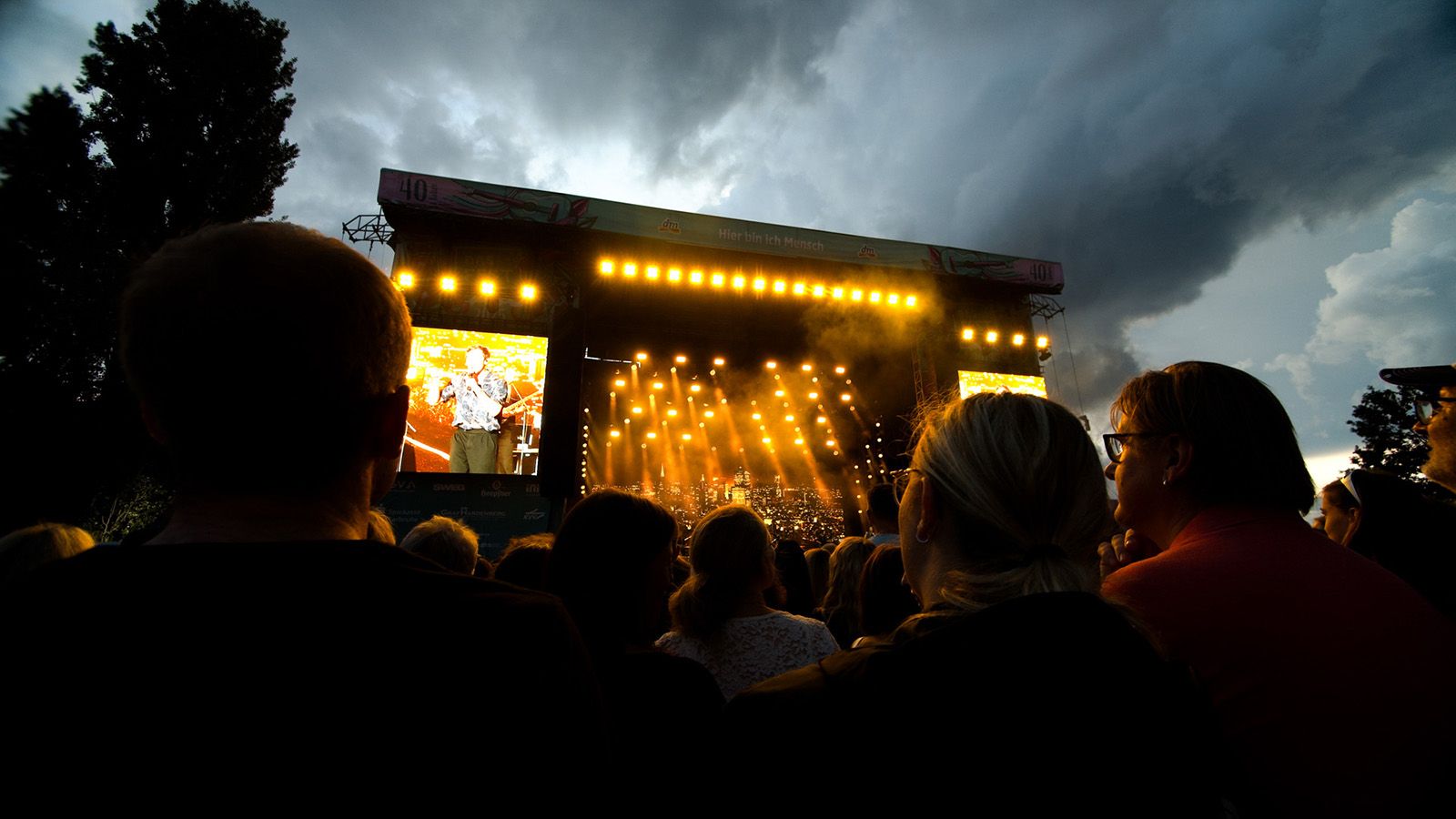 GLP-Scheinwerfer sorgen für glänzende Stimmung bei DAS FEST 2025