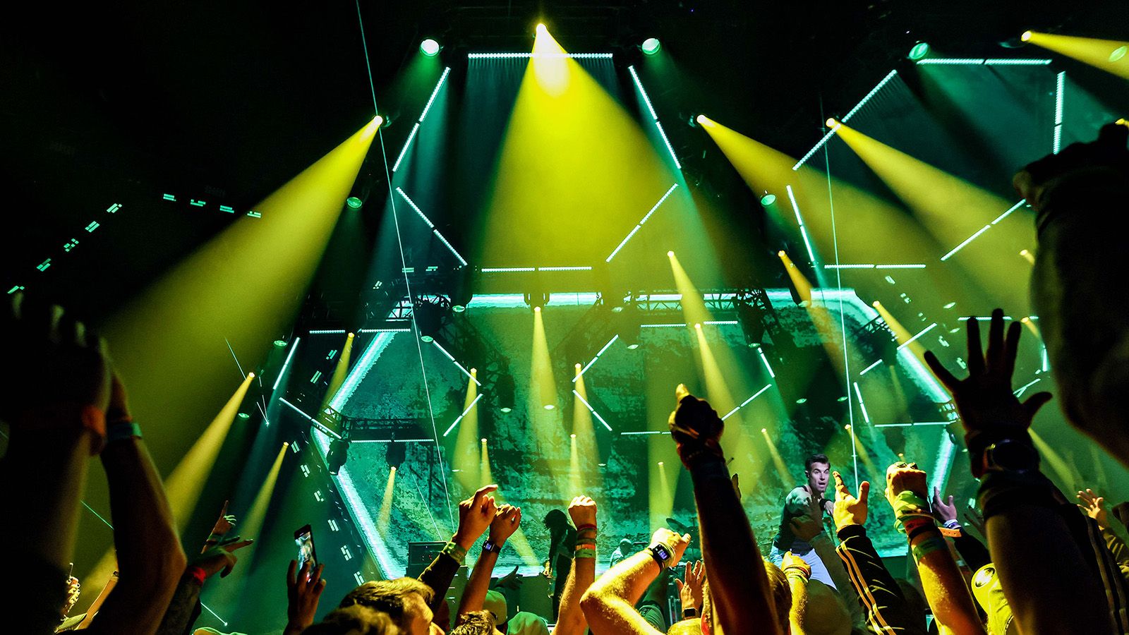 GLP verhilft 311 zu einem weiteren großen Party-Erfolg beim „311 Day“ in Las Vegas