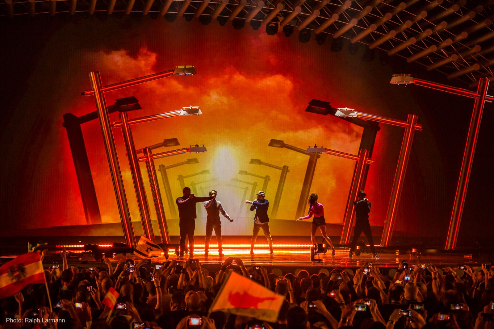 impression X4 stars on Eurovision's big stage