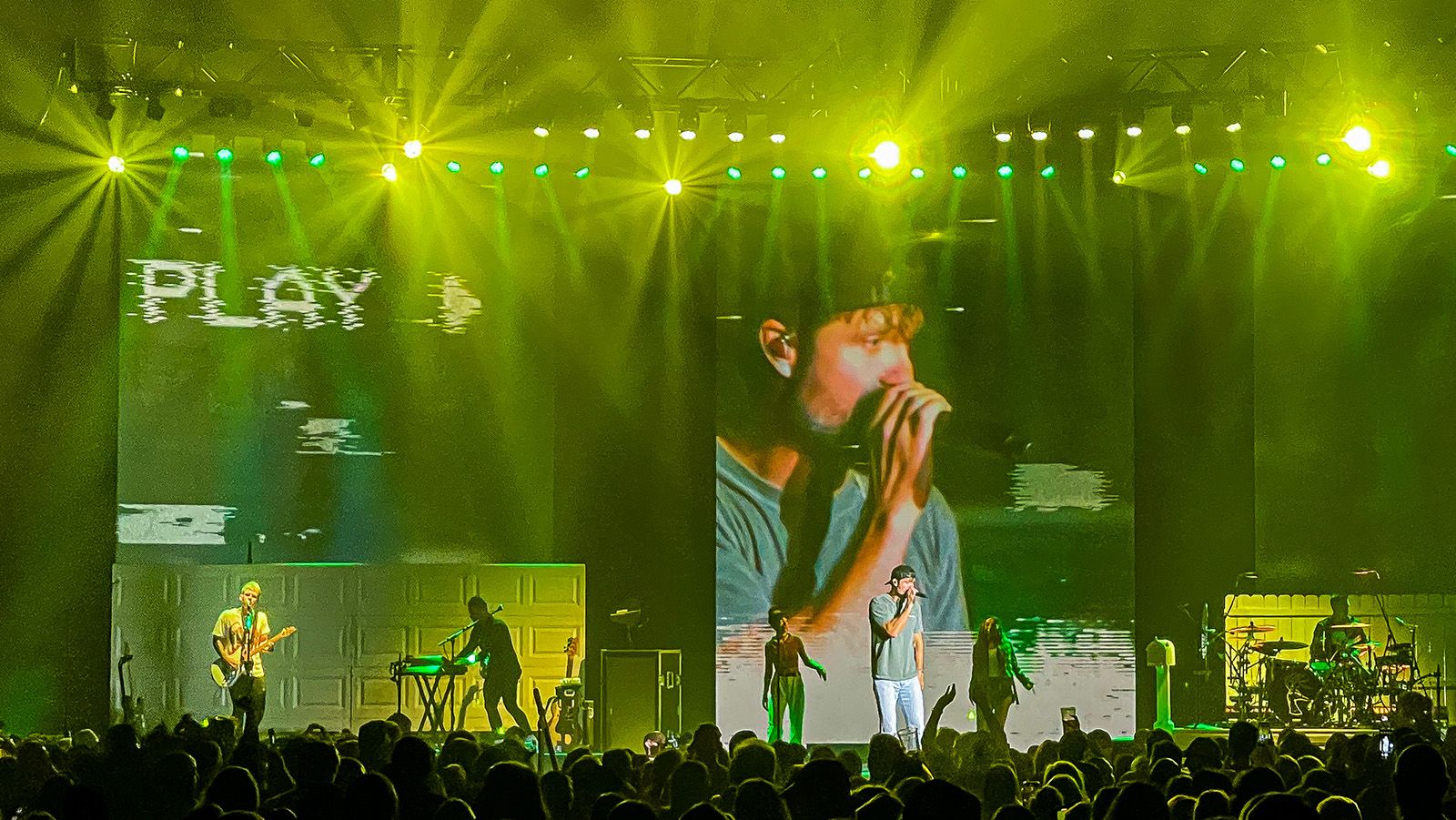 The Darkroom Creative draws on GLP classics for Walker Hayes’ arena tour