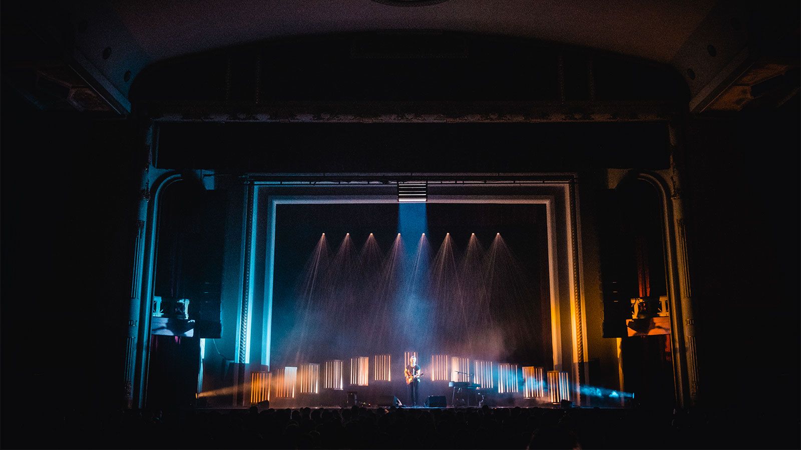 The Tallest Man On Earth auf Tour mit GLP impression X4 Bars