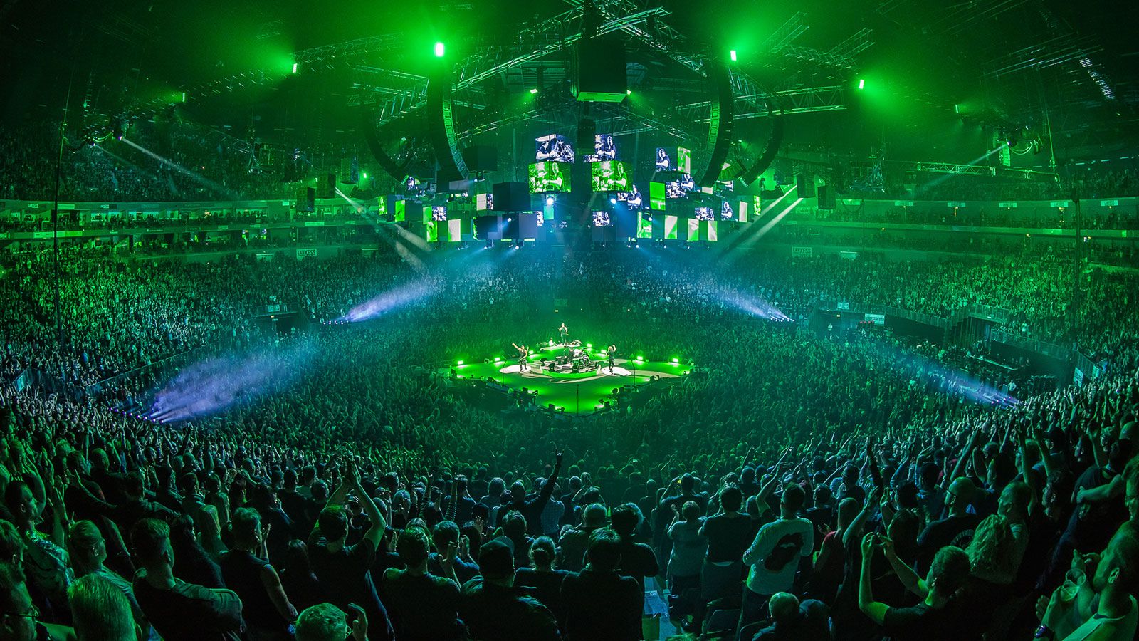 METALLICA WorldWired mit GLP JDC1