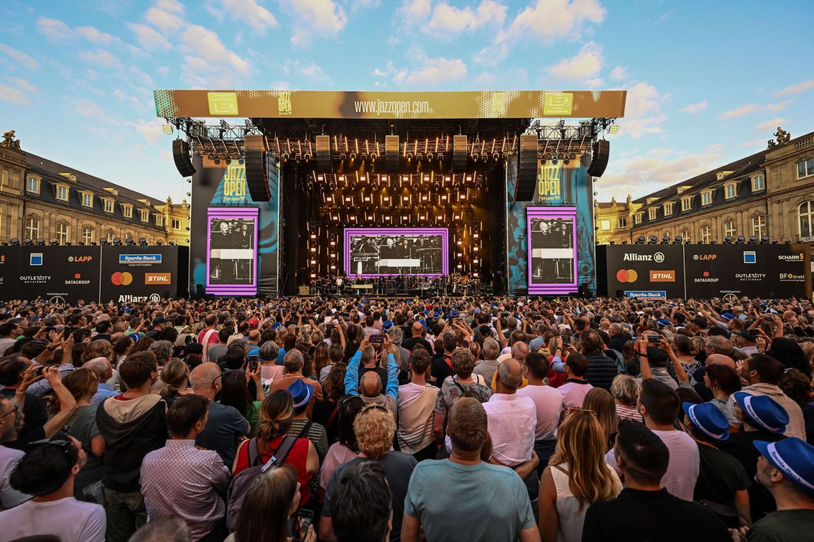 30 Jahre Top-Acts Live im Schlosshof: Eindrücke von den Jazzopen 2024