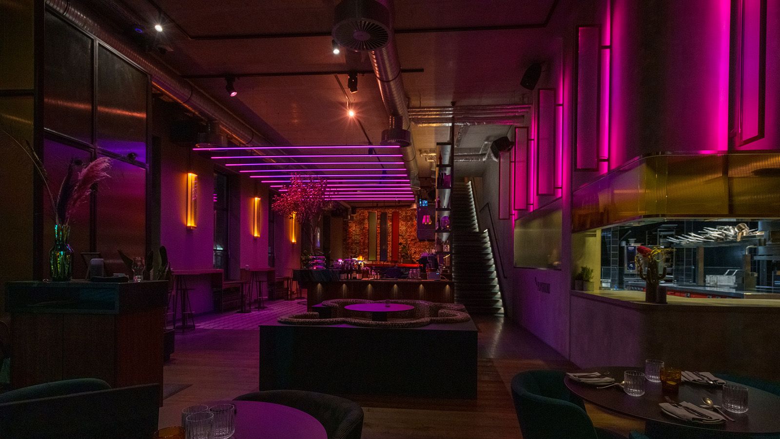 Von Dinner bis Partyfieber: GLP impression FR1 TM beleuchten Der Player
