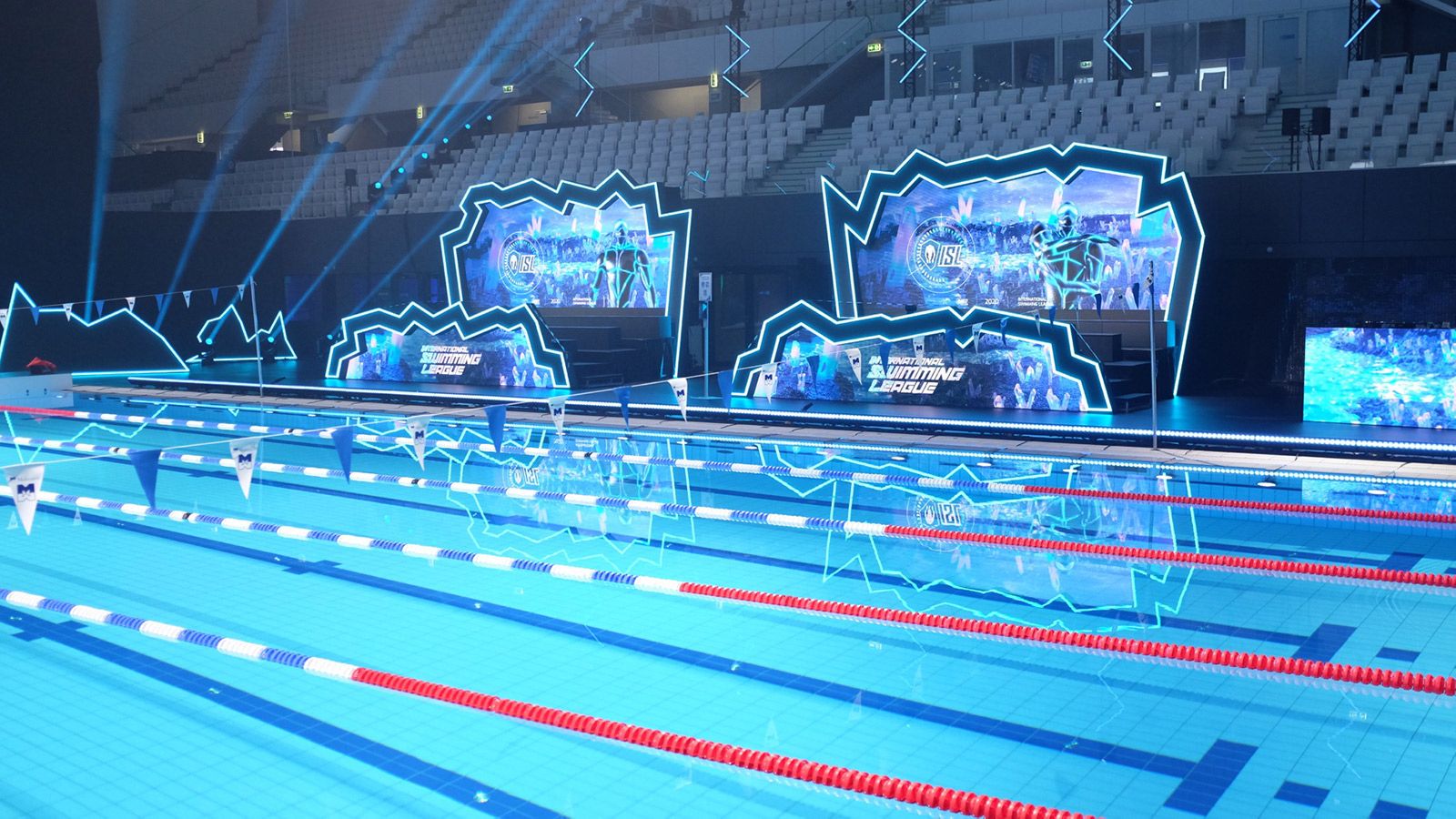 FUSION Stick FS20 beleuchten Austragungsort der International Swimming League