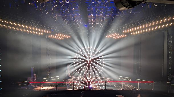 impression X5 makes global debut