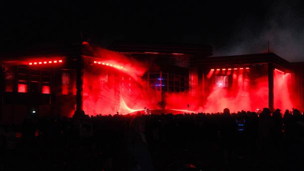 GLP JDC Bursts into action for Charli XCX