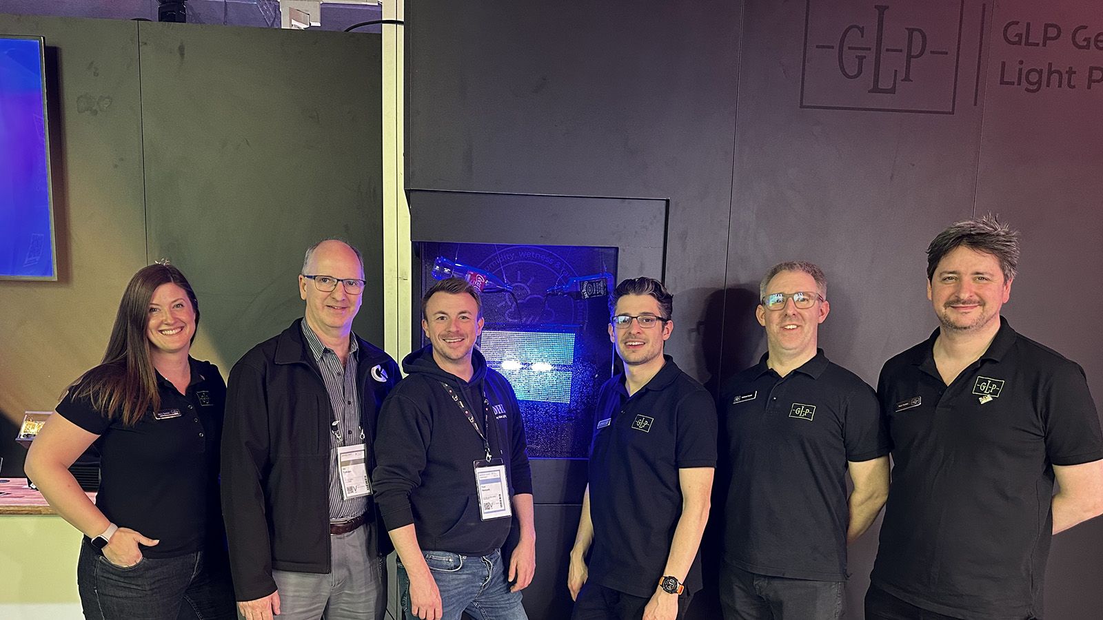 Dry Hire Lighting stockt GLP Bestand mit Großinvestition in JDC2 IP und impression X5 IP Maxx auf