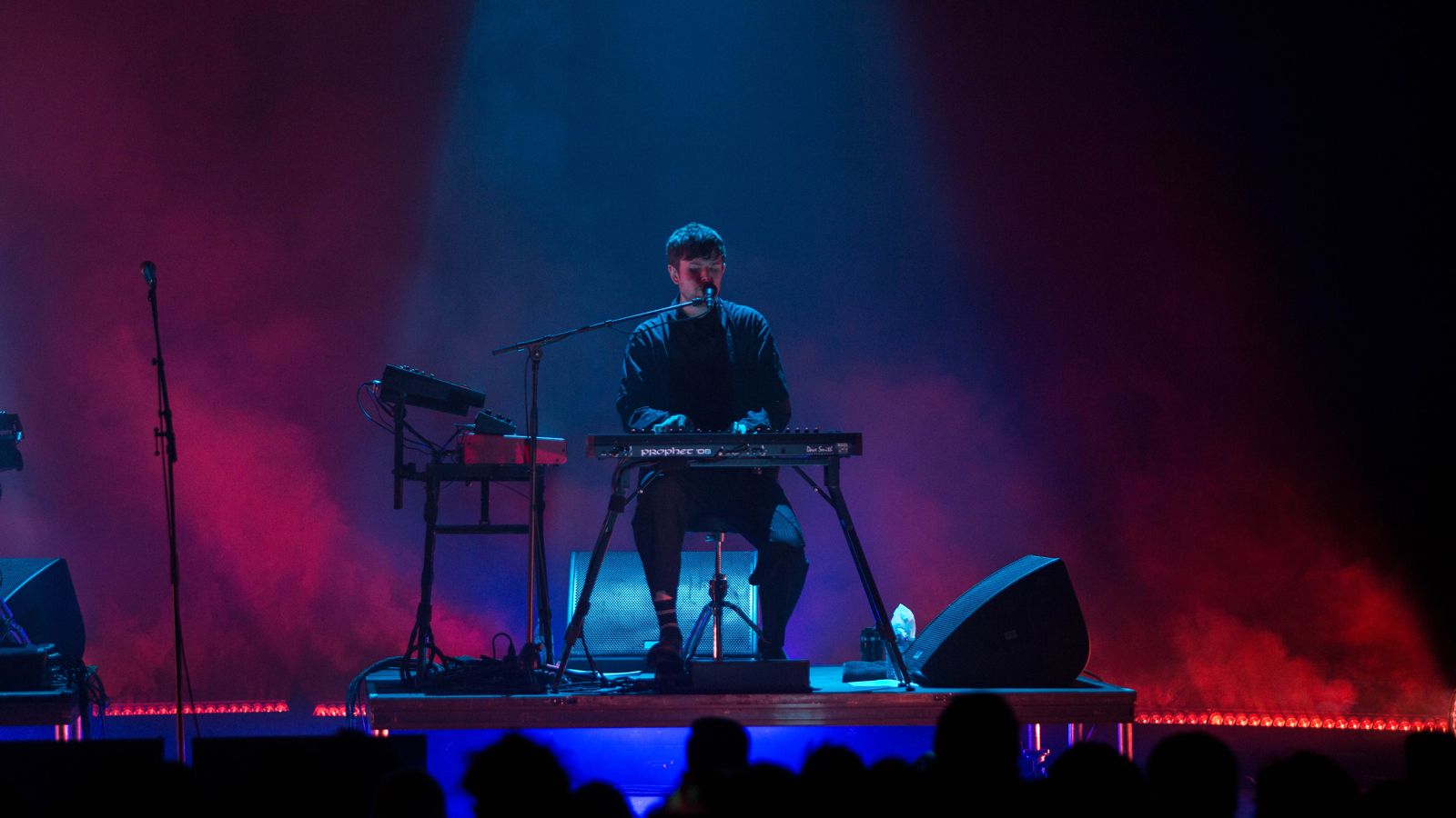 GLP JDC1 and X4 Bar 20 assume form for James Blake
