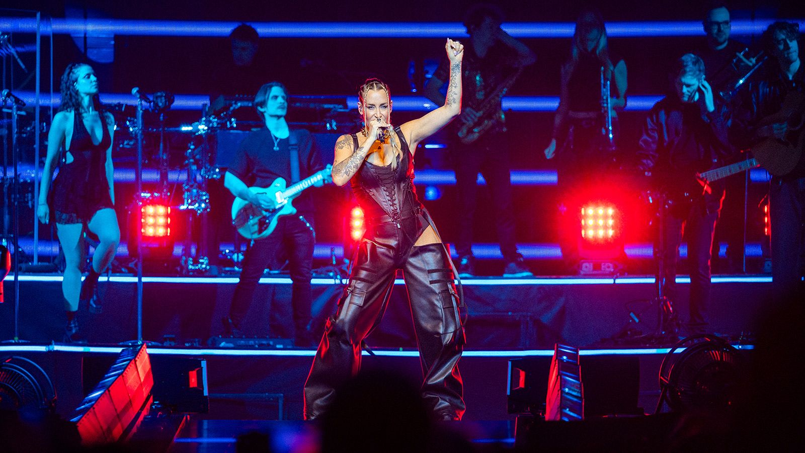 GLP TWYN mit Sarah Connor auf großer Arena-Tour