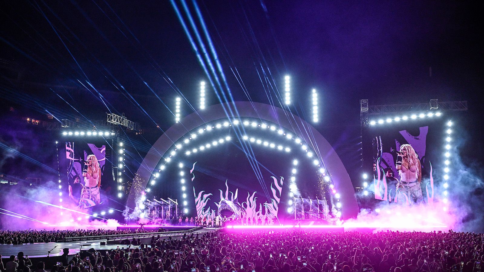 impression X5 IP Bars prägen Karol Gs Stadionshows