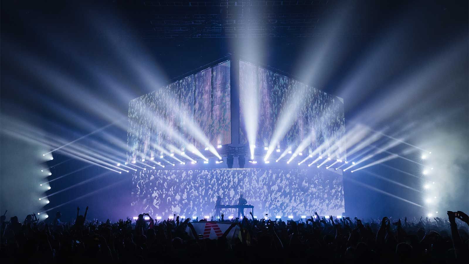GLP fixtures worked to the max for Axwell & Ingrosso