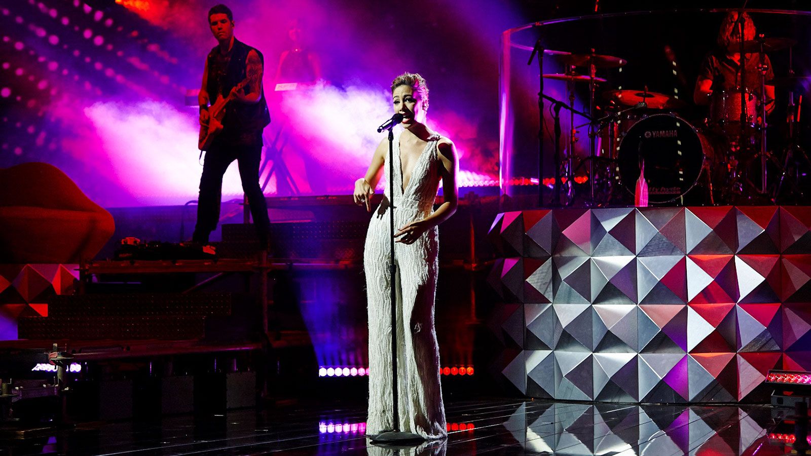 impression X4 Bars Join Australian X Factor
