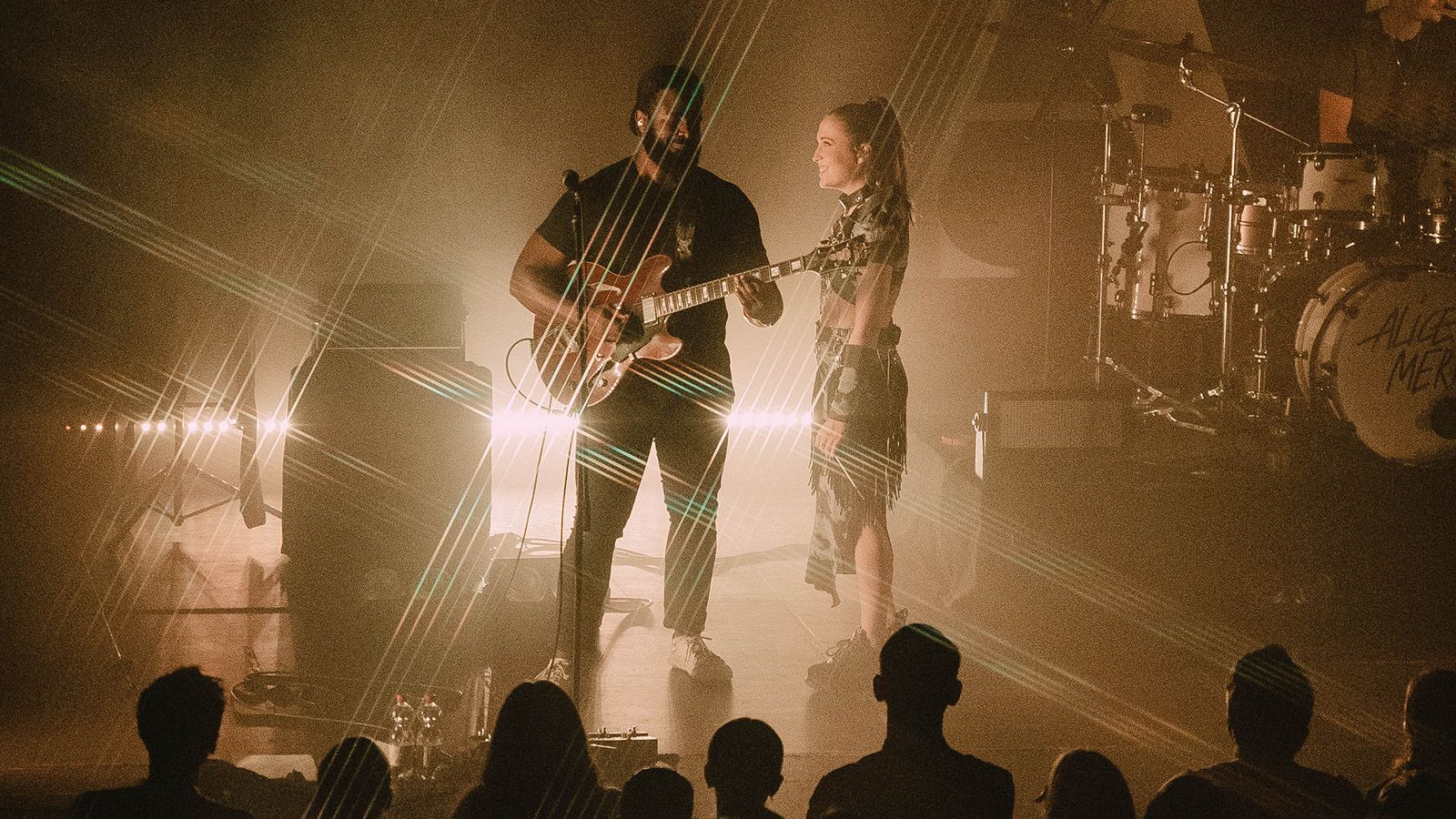 Alice Merton takes GLP impression X4 Bar 20 on S.I.D.E.S. European tour