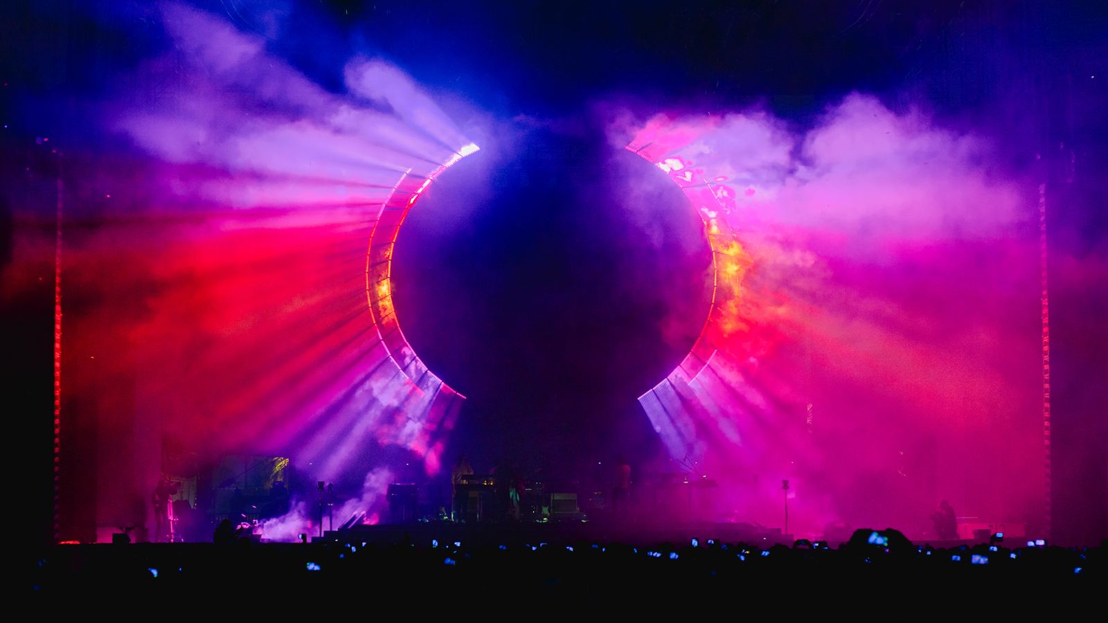 Sinclair & Co unleash the power of 300 GLP fixtures at Coachella