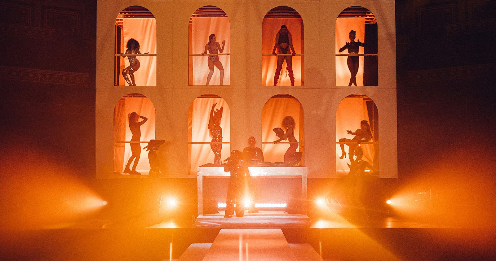 Glitterbox und GLP beenden den Comic Relief mit einem Red Nose Rave
