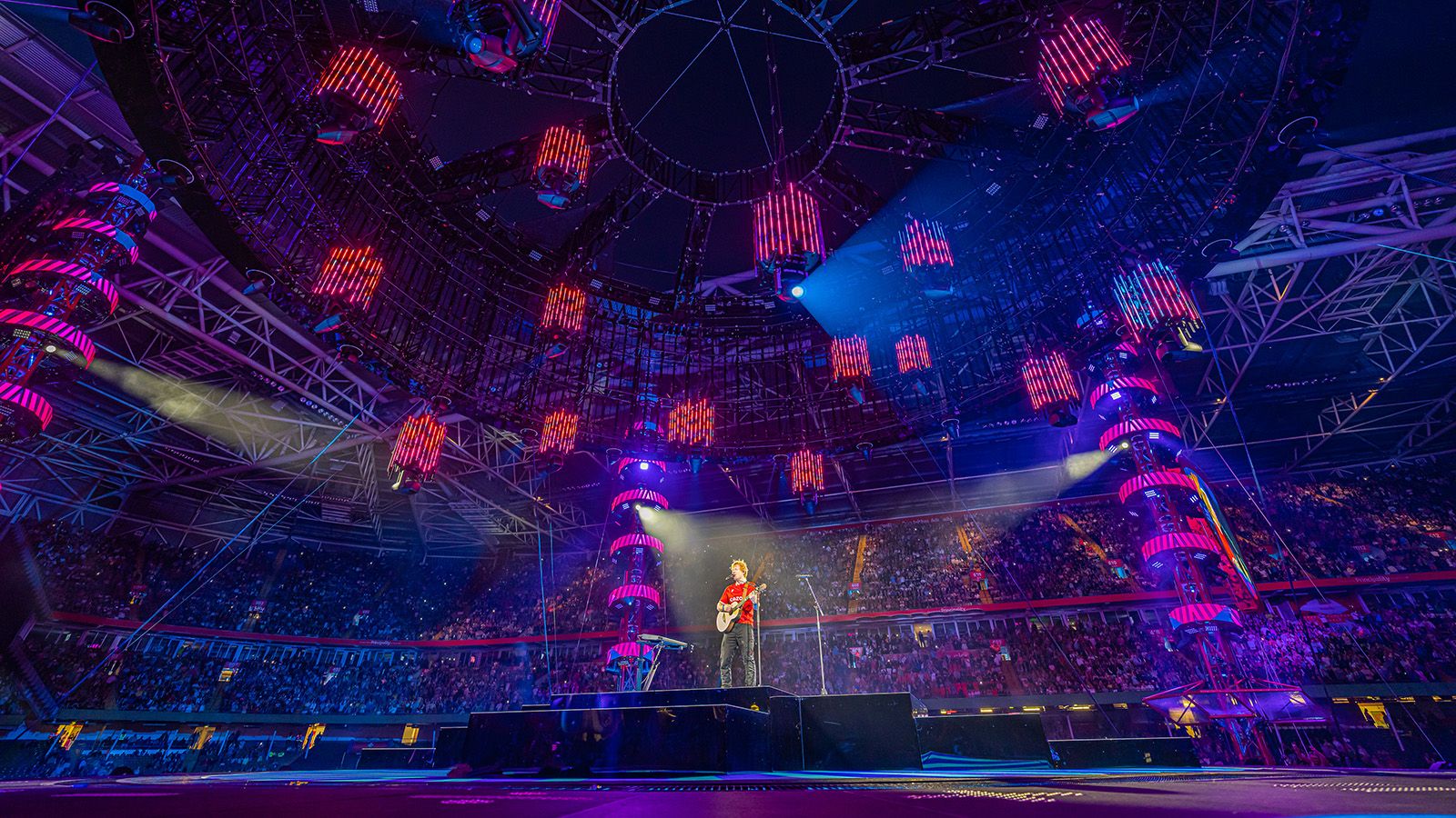 GLP develops XDC1 and debuts 162 fixtures for Ed Sheeran Mathematics tour