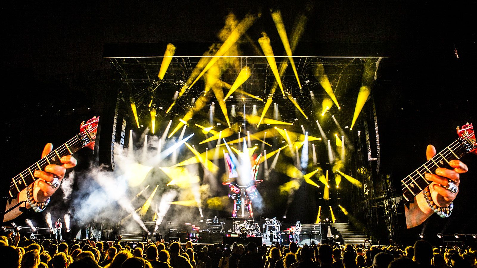 Phil Ealy und 150 impression X4 für Guns N´Roses