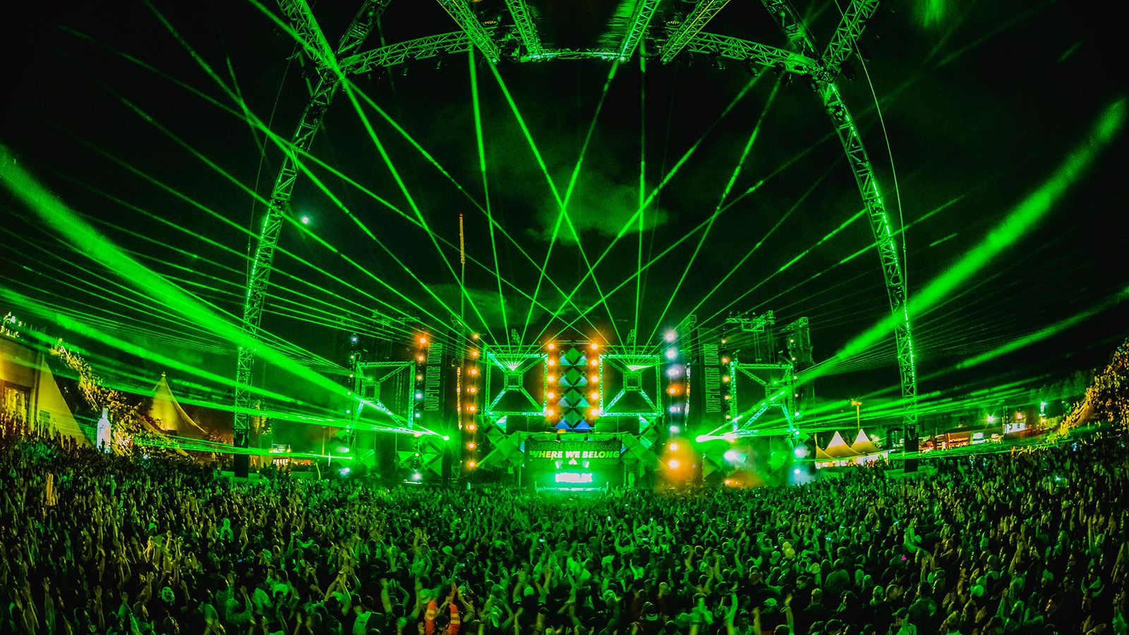 GLP KNV flashen den Open Air Floor der NATURE ONE