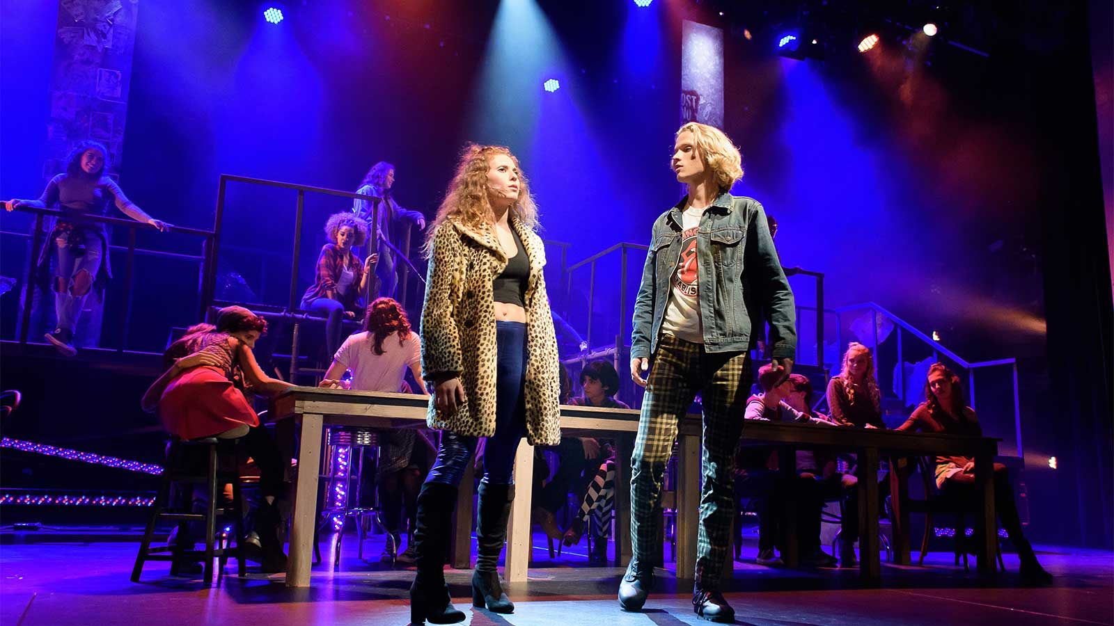 Dr. Phillips High School startet mit „Rent“ ins neue Semester