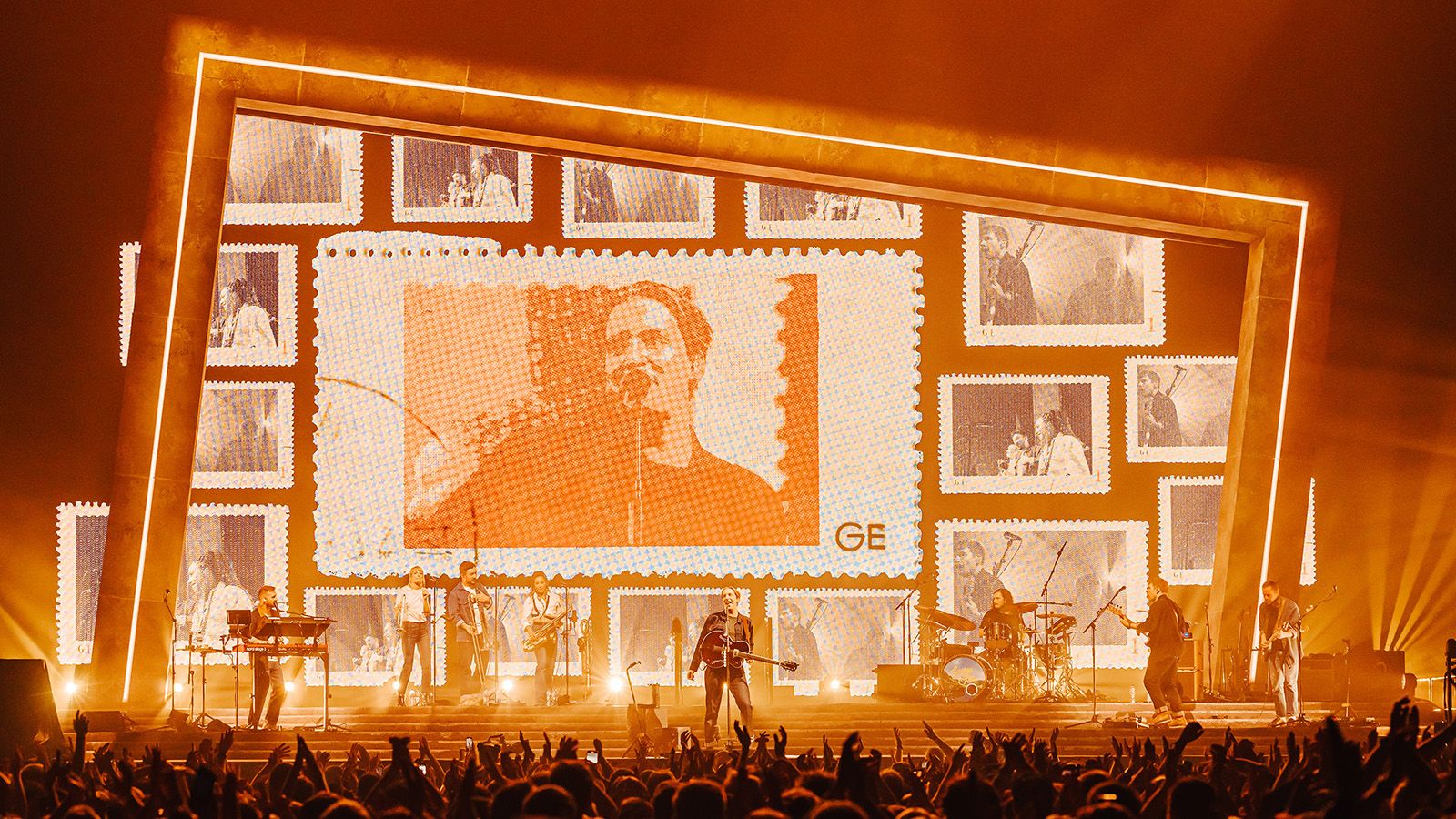 GLP’s power and versatility animate George Ezra’s massive pros arch