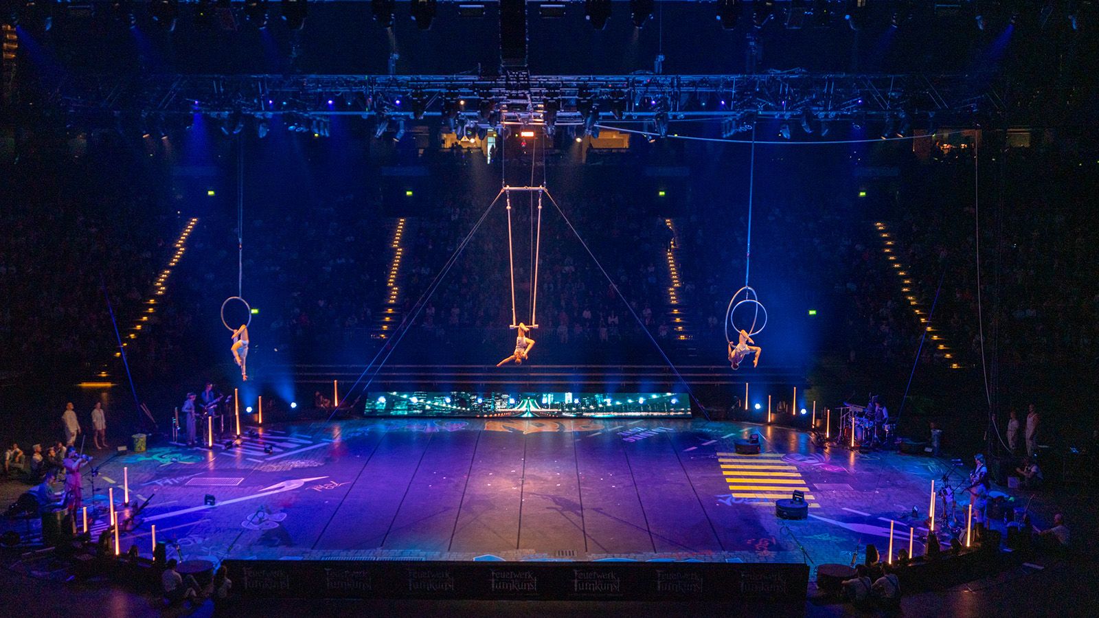 Weltklasse Turnen on the road – PRG setzt für die neueste Tourneeproduktion des „Feuerwerk der Turnkunst“ auf GLP