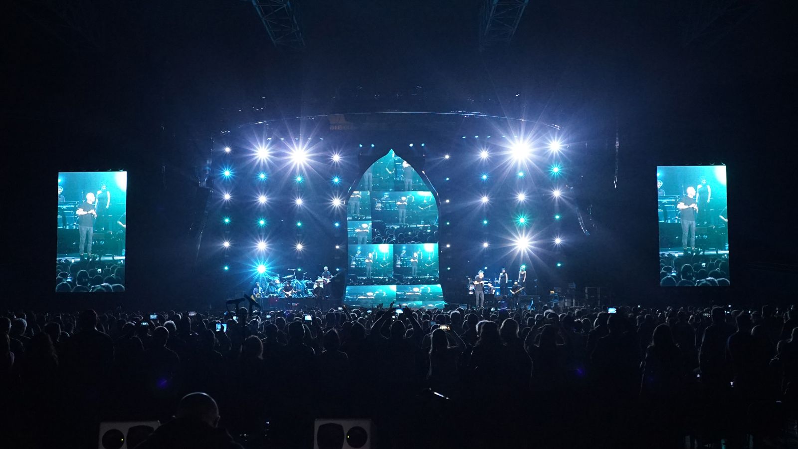 JDC1 and impression X4 Bar 20 out on Ramazzotti's “Vita ce n'è World Tour”