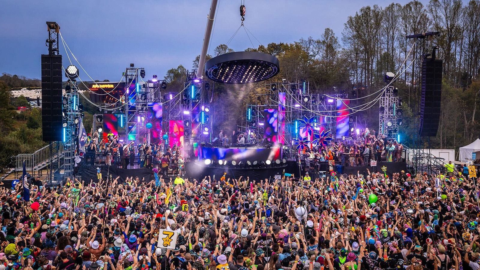 MAD MAXX makes major impact at premier arenas and festivals