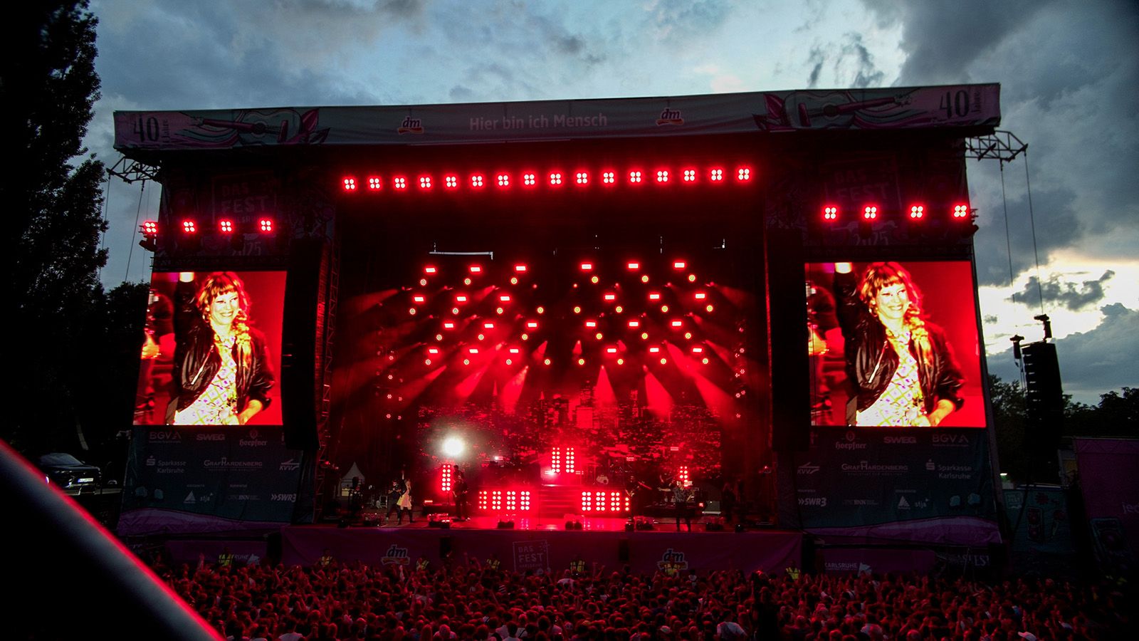 GLP-Scheinwerfer sorgen für glänzende Stimmung bei DAS FEST 2025